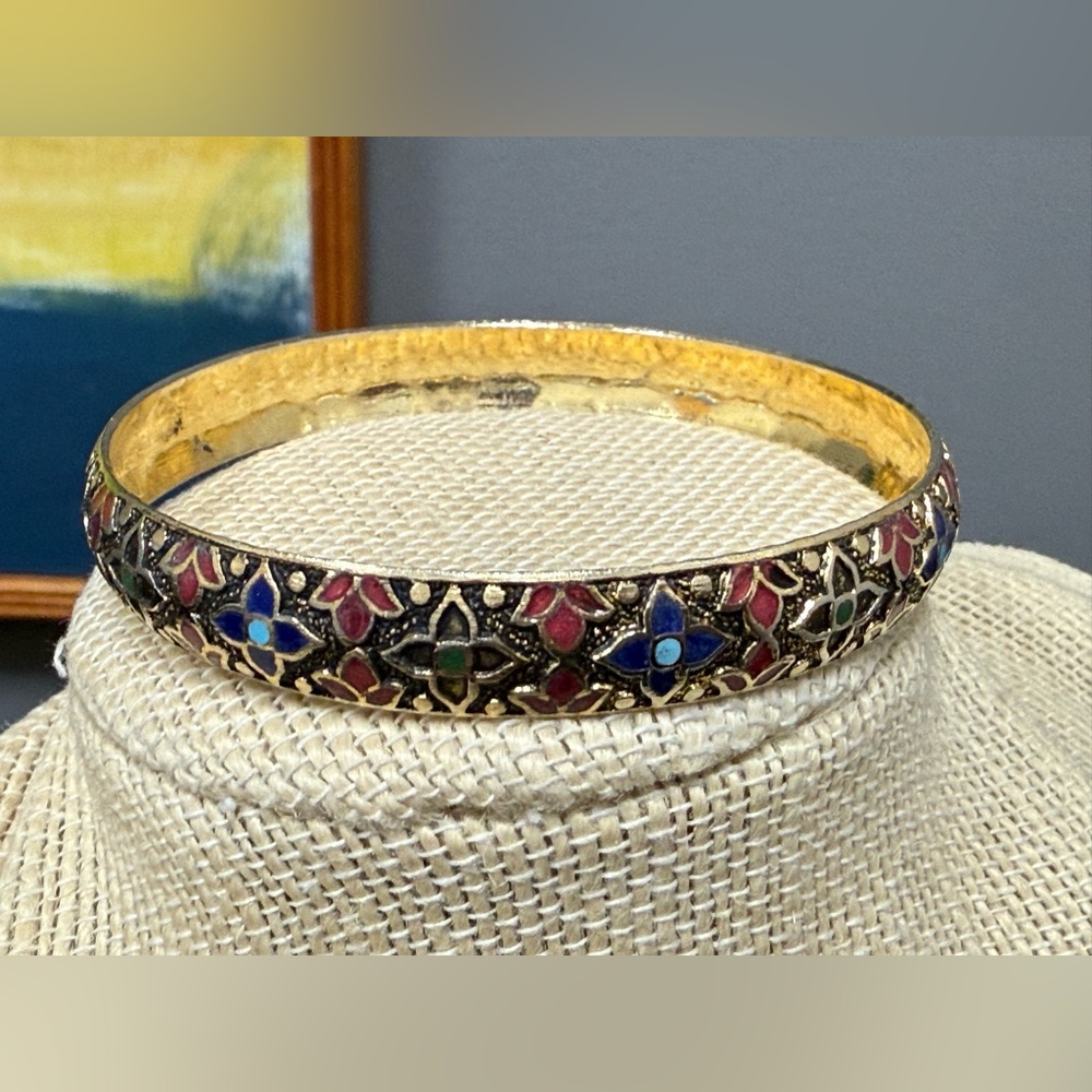 Vintage Raised Cloisonne Gold Toneโ Metal & Enamel Flower Bangle Bracelet